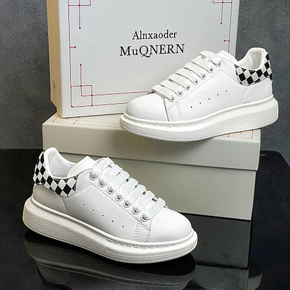 Alexander McQueen Oversized Sneakers נעלי אלכסנדר מקווין